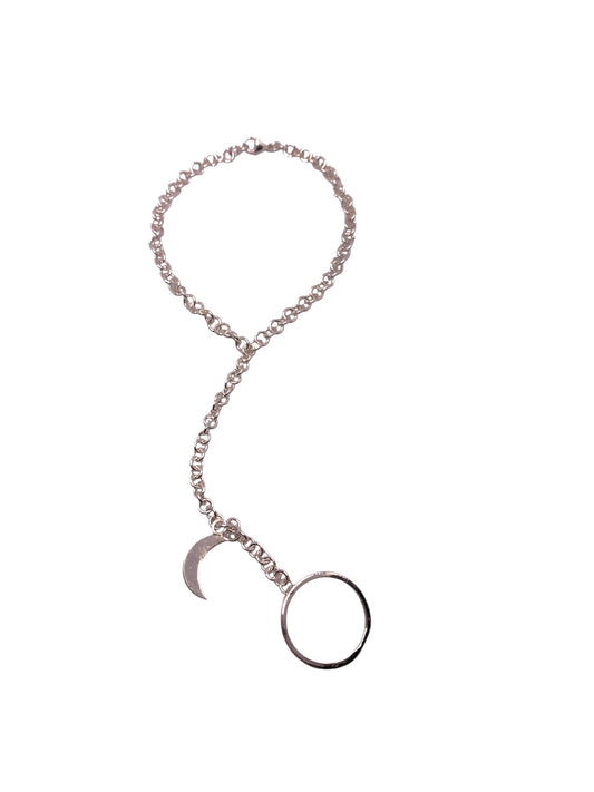 Armband med ring och halvmåne