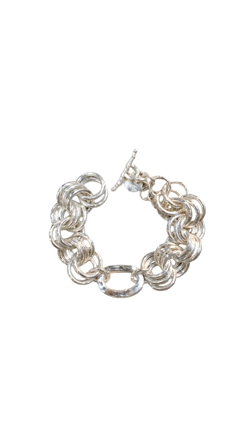 Large link chain bracelet in silver